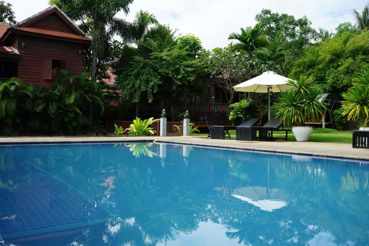 Vimean Sovannaphoum Resort Battambang Kültér fotó